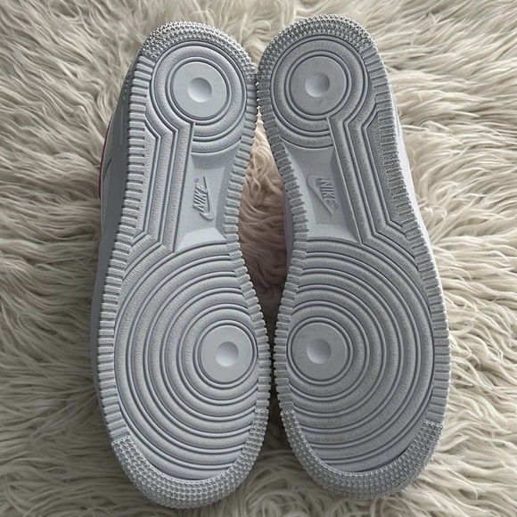 Pink and white ombré Nike Air Force 1 - Picture 6 of 9